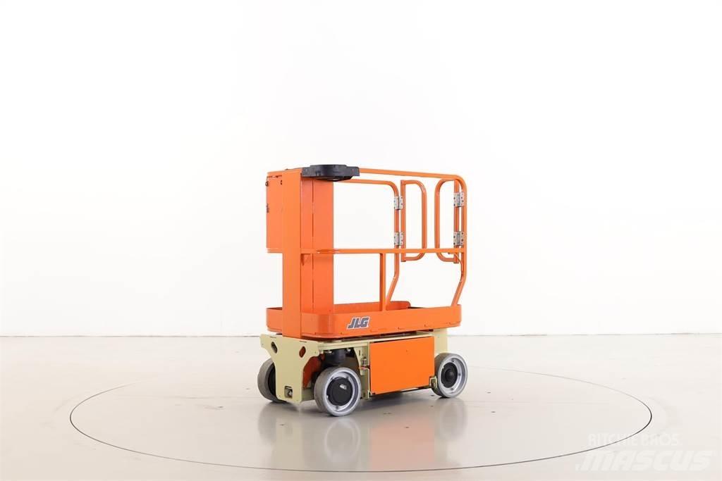 JLG 1230ES 垂直昇降型リフト