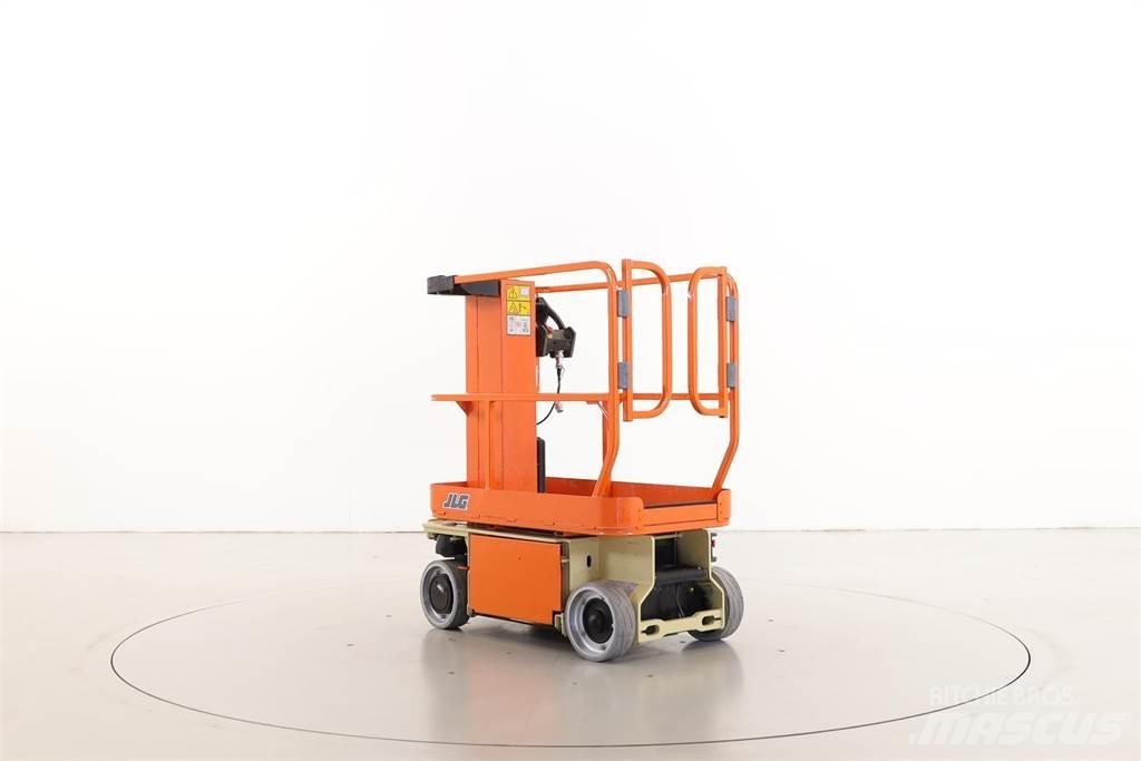 JLG 1230ES 垂直昇降型リフト