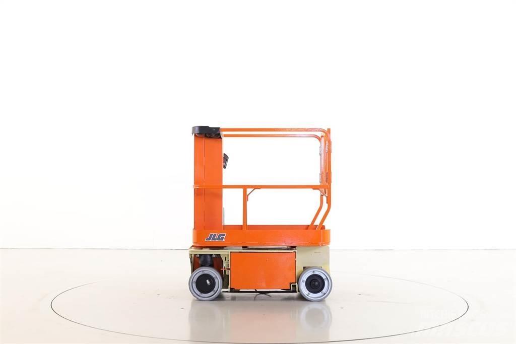 JLG 1230ES 垂直昇降型リフト