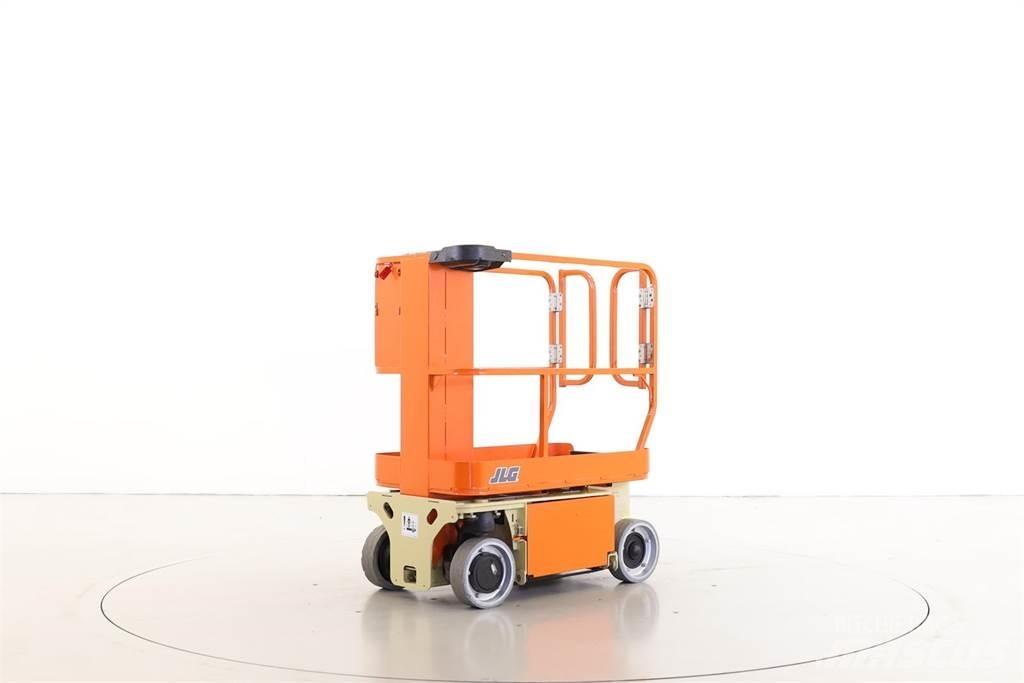 JLG 1230ES 垂直昇降型リフト