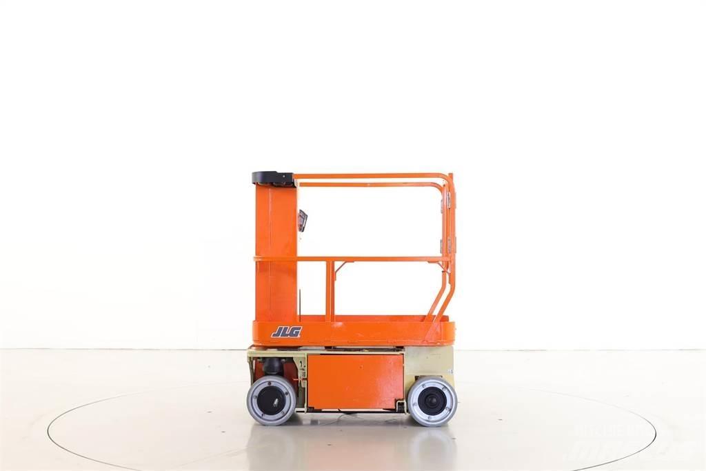 JLG 1230ES 垂直昇降型リフト