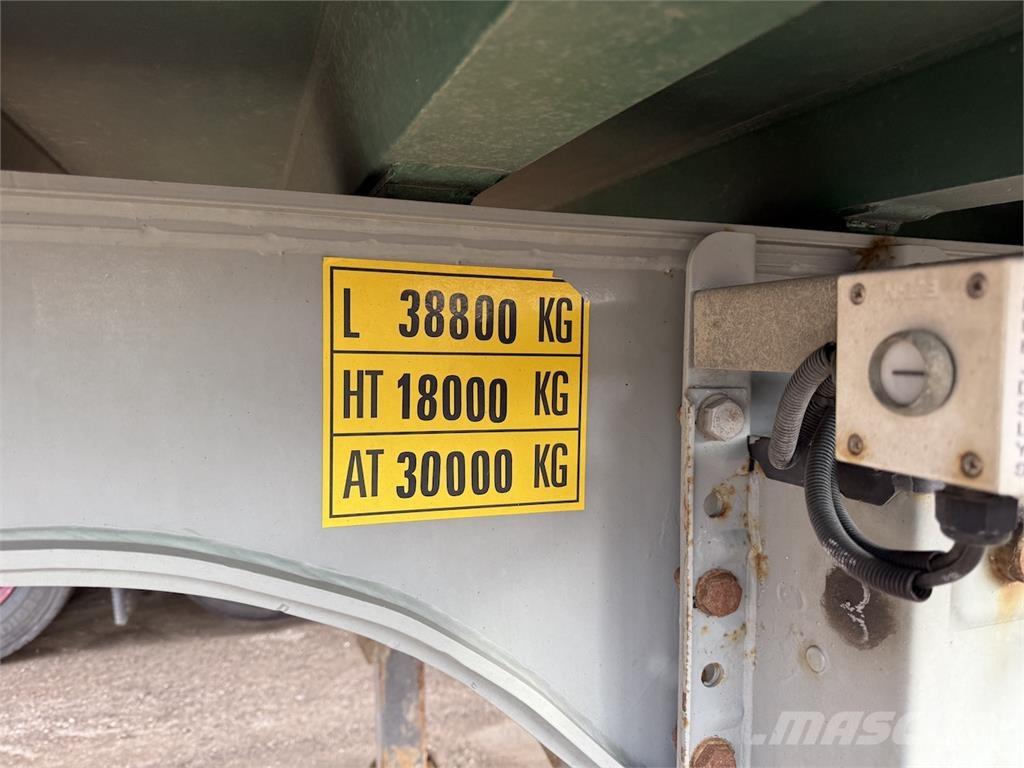 Kel-Berg 65 m3. ダンプセミトレーラー