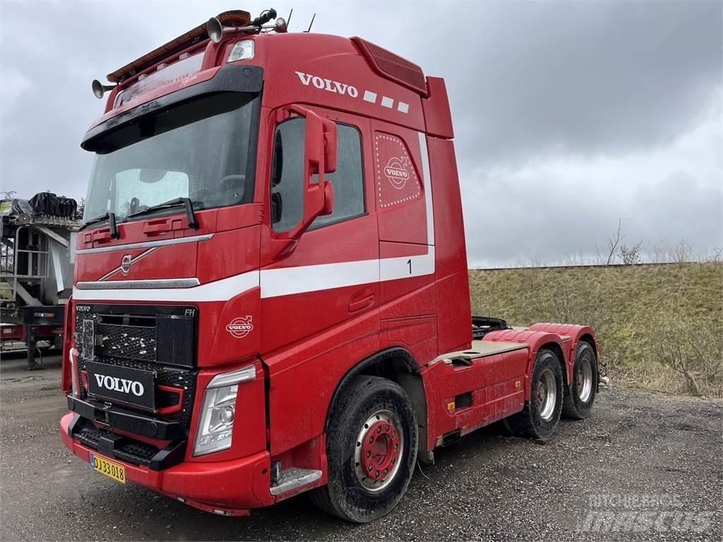 Volvo FH540 ローローダーセミトレーラー