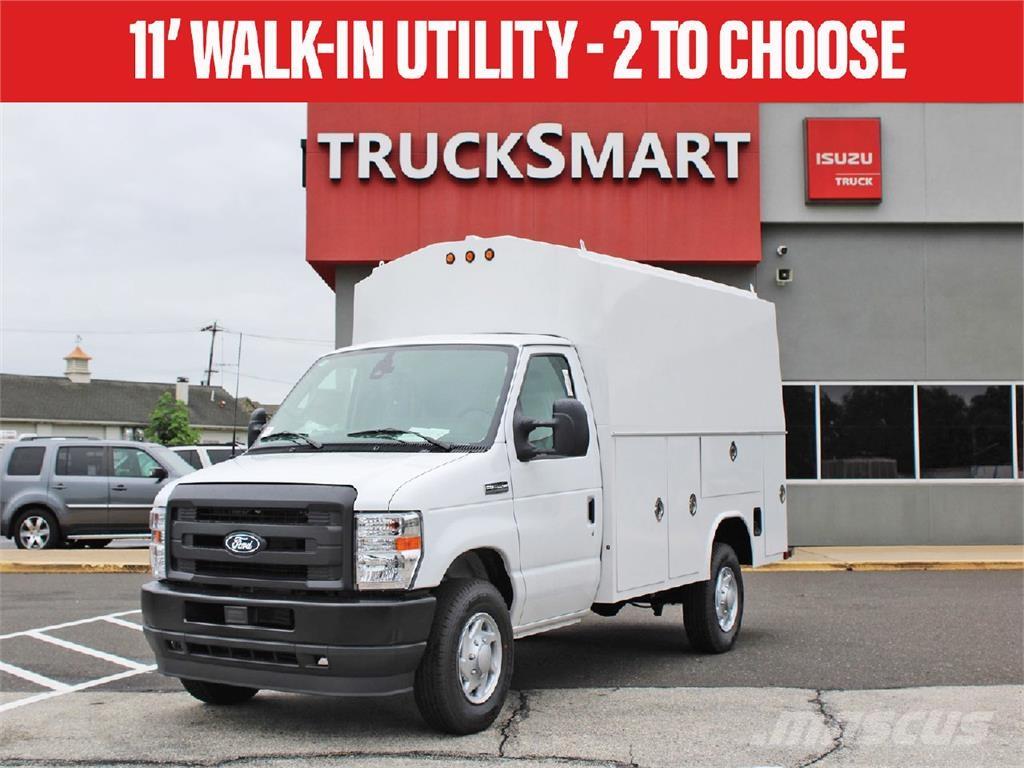 Ford E350 多目的／汎用車両