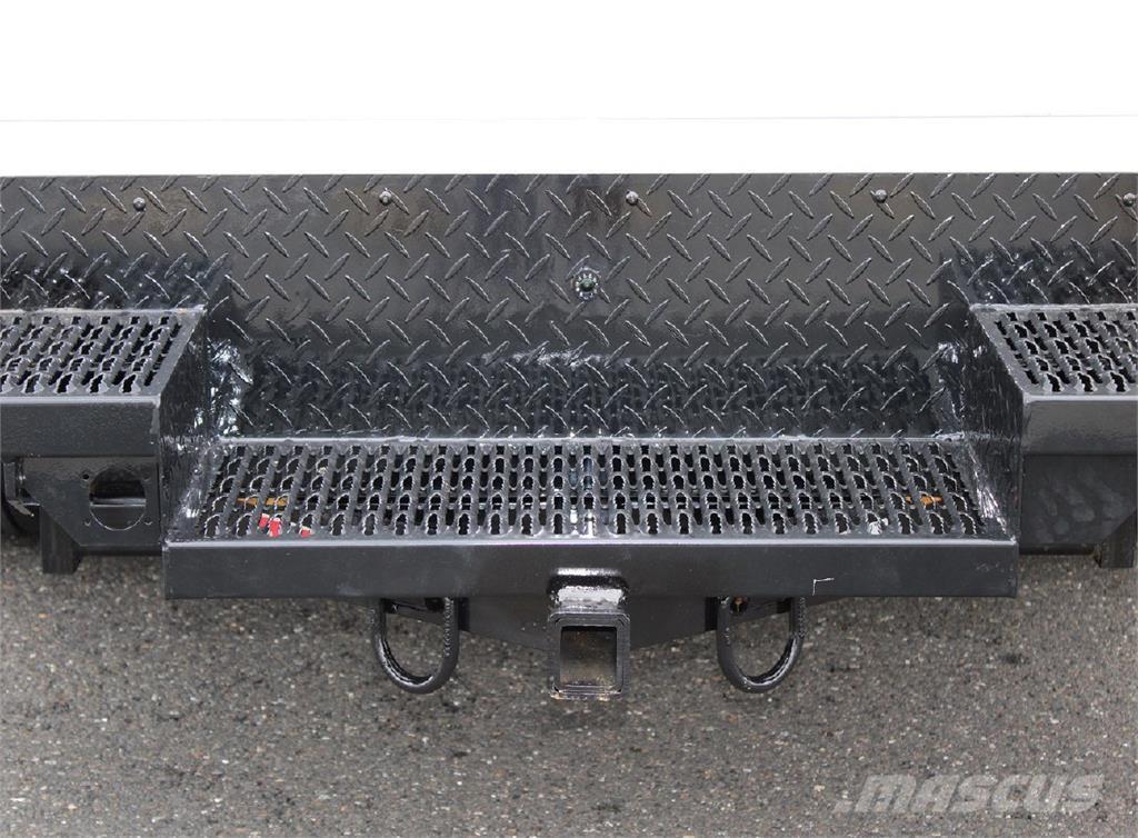 Ford E350 多目的／汎用車両