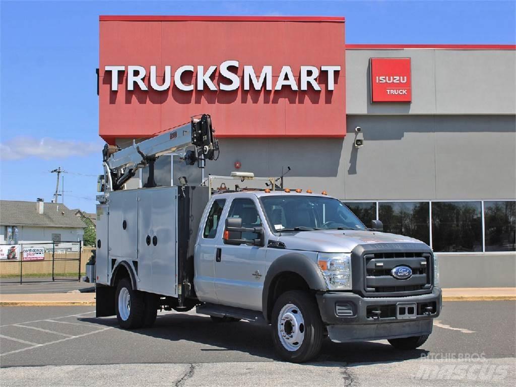 Ford F-550 クレーントラック、ユニック車