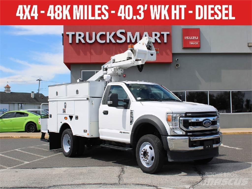 Ford F550 多目的／汎用車両