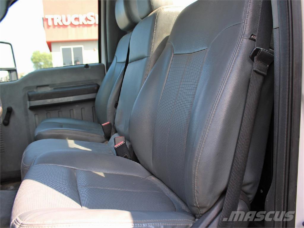 Ford F550 多目的／汎用車両