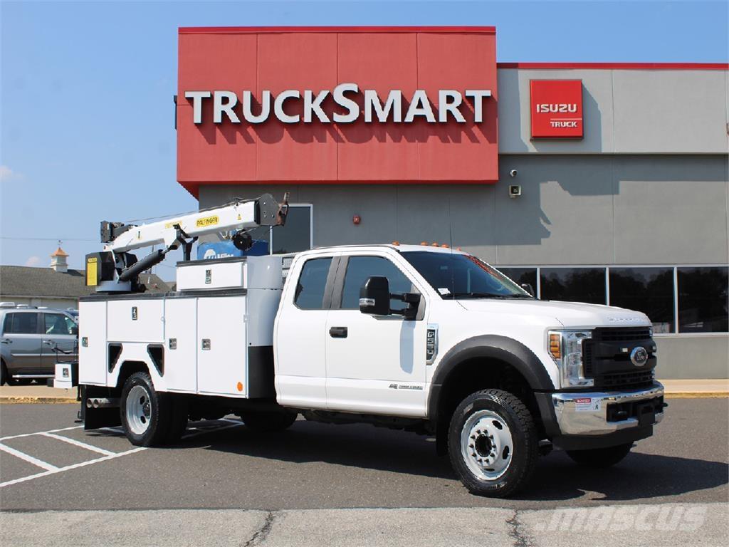 Ford F550 クレーントラック、ユニック車