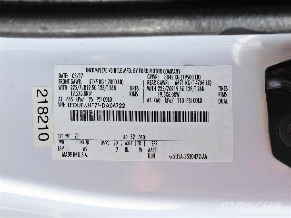 Ford F550 多目的／汎用車両