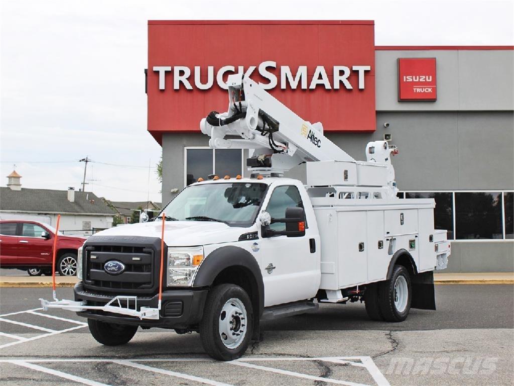 Ford F550 多目的／汎用車両