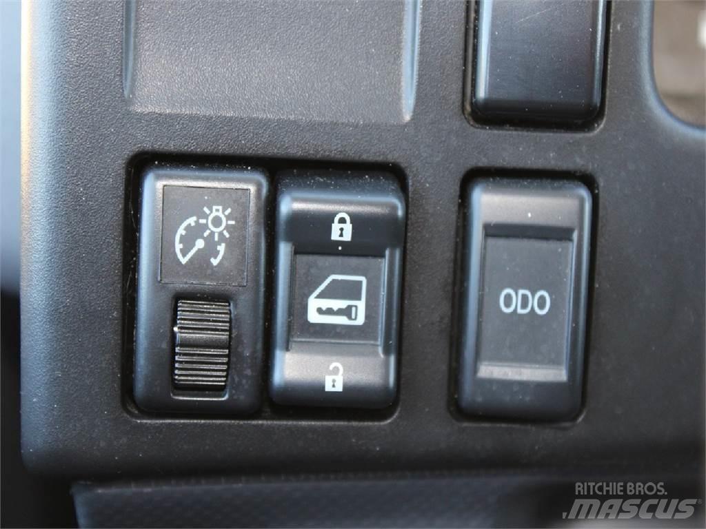 Isuzu NRR コンテナ、海コン車