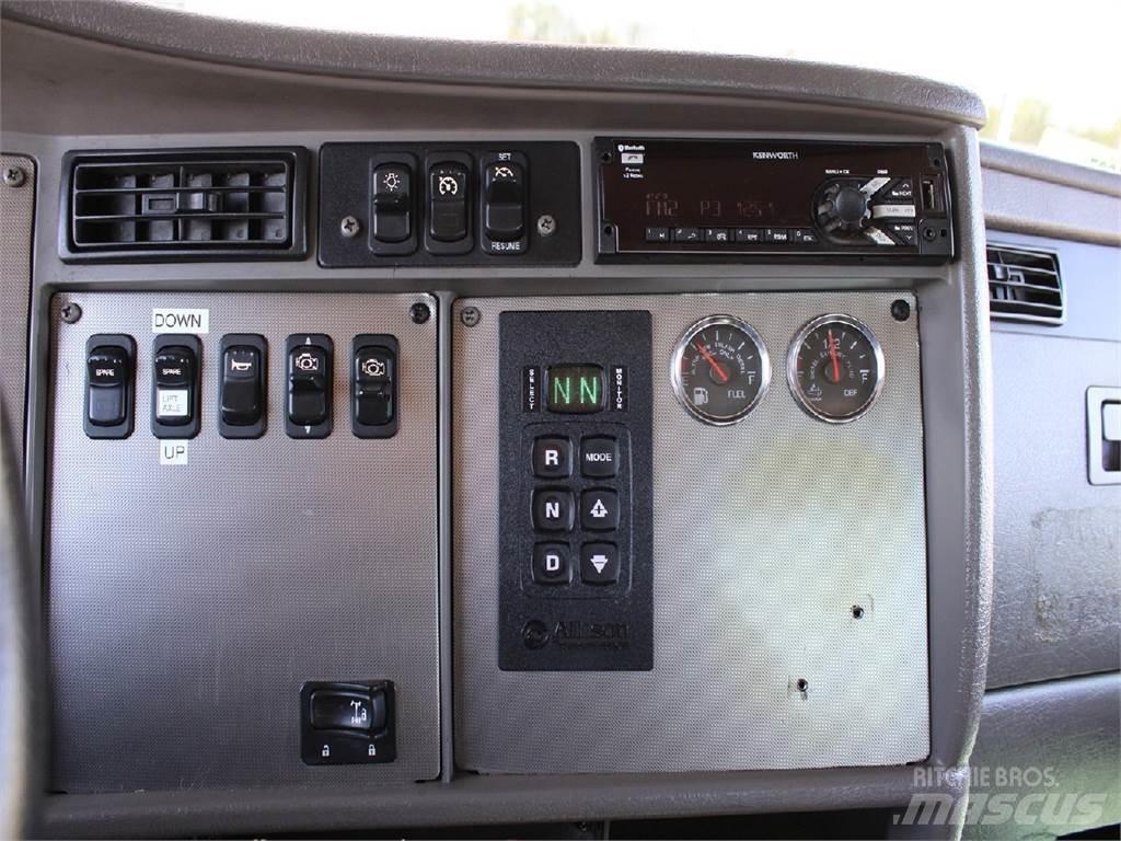 Kenworth T370 平ボディー