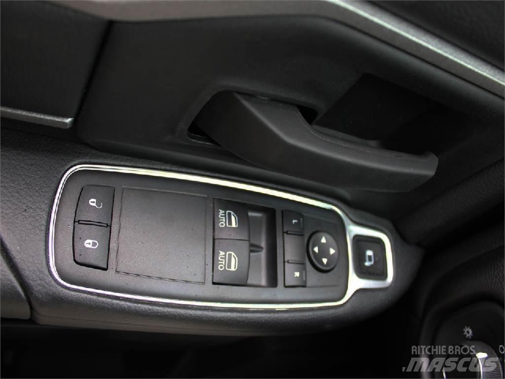 RAM 5500 多目的／汎用車両