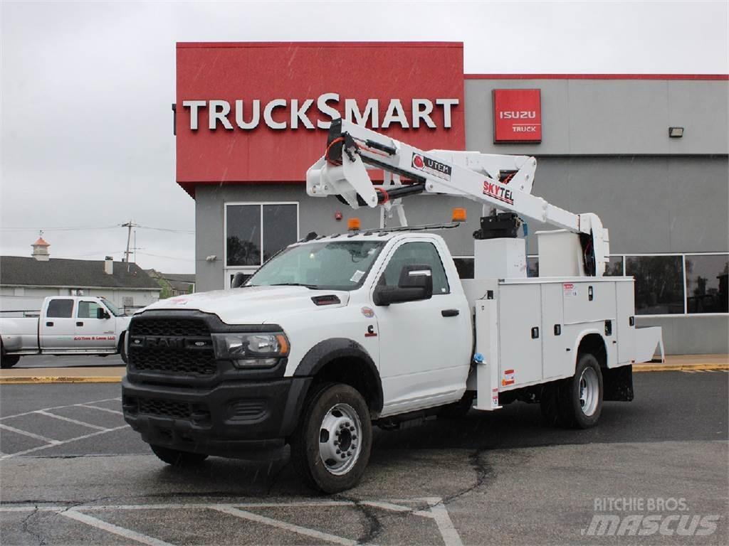RAM 5500 トラック高所作業車