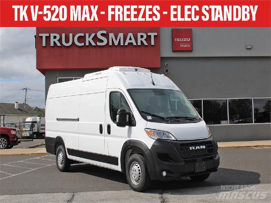 RAM PROMASTER 冷凍冷蔵車