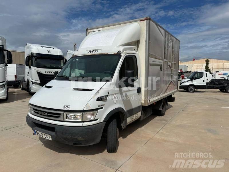 Iveco 35C14 ボックストラック
