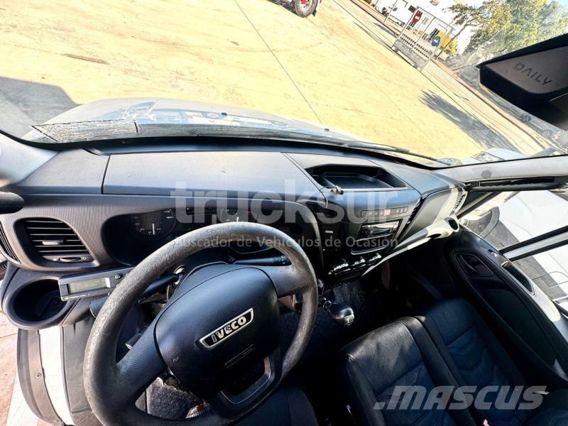 Iveco 72C18 冷凍冷蔵車