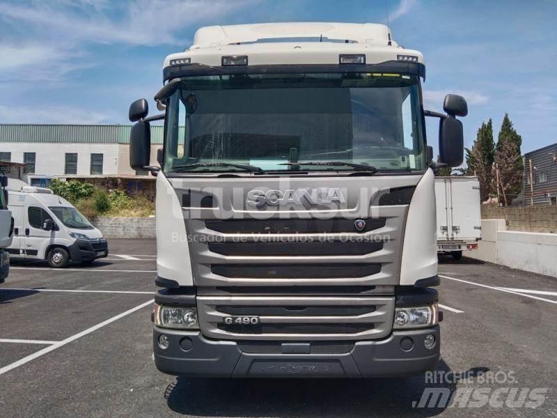 Scania G490 キャブ付きシャーシ