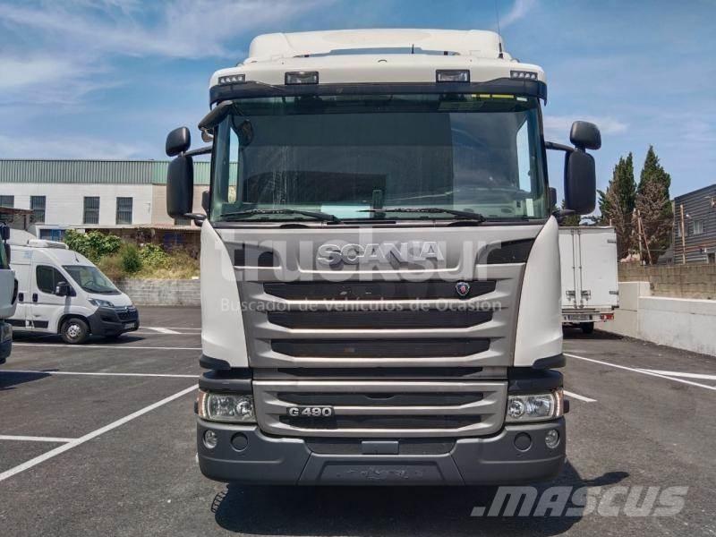 Scania G490 キャブ付きシャーシ