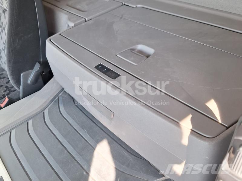 Scania P450 中古トラクターヘッド | トレーラーヘッド