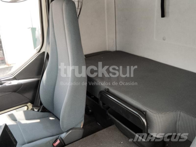 Volvo FL290 冷凍冷蔵車