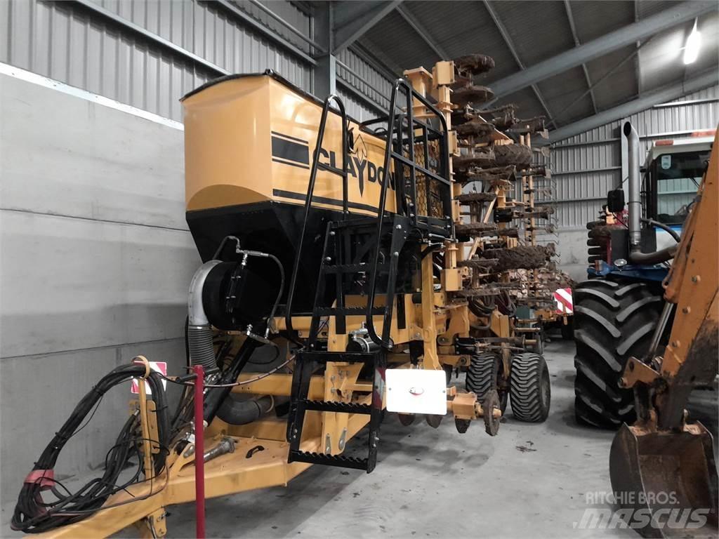 Claydon 8M TRAILED 農業機械 -　その他