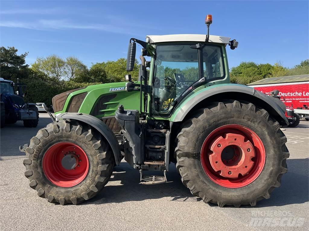 Fendt 828 DEMO トラクター