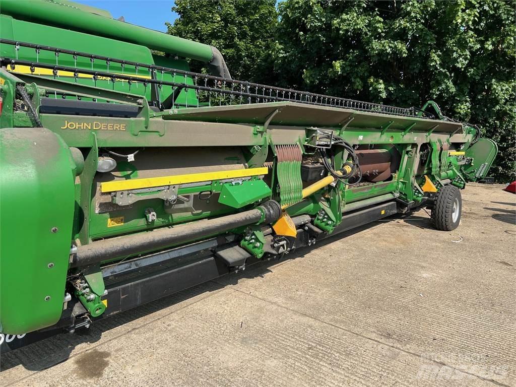 John Deere T670I コンバイン