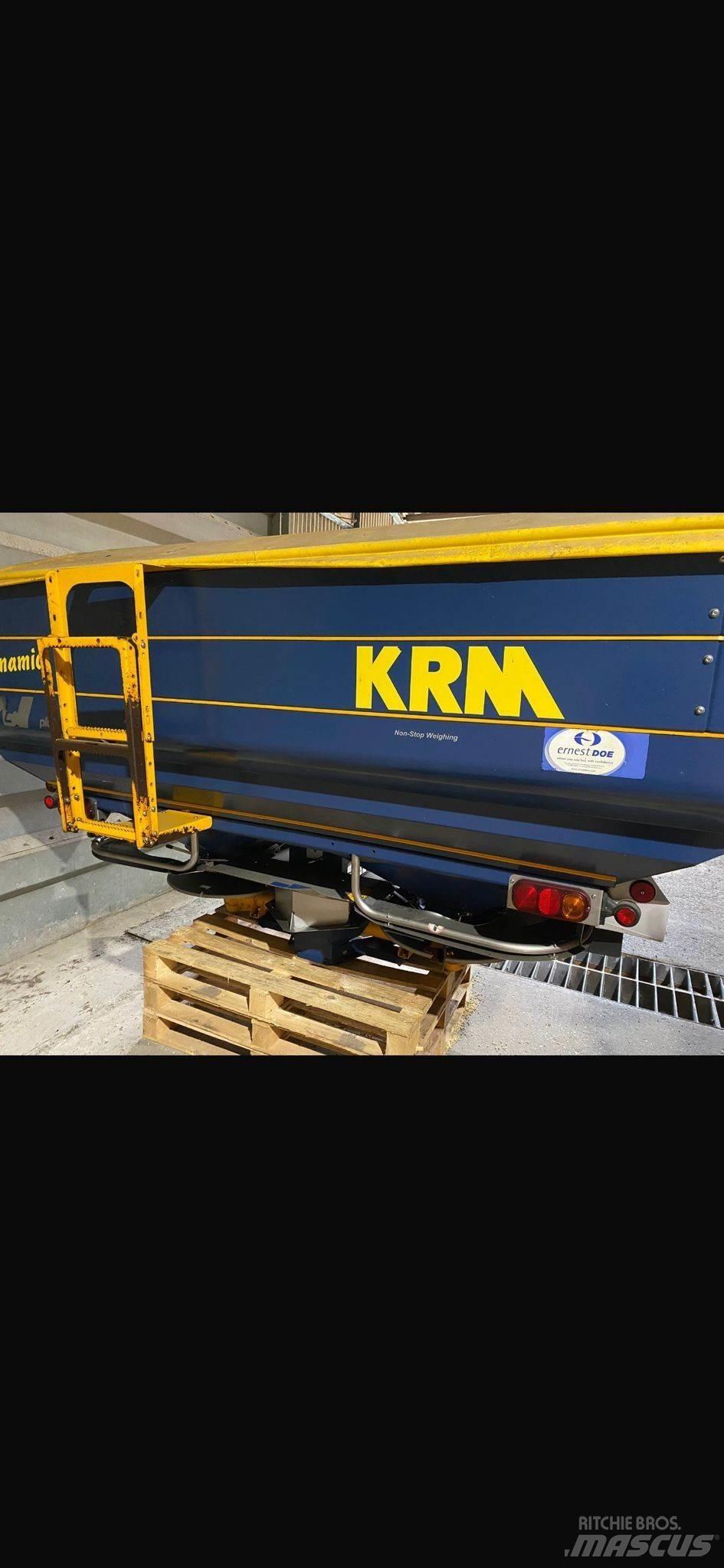 Krm M2W D 肥料散布機