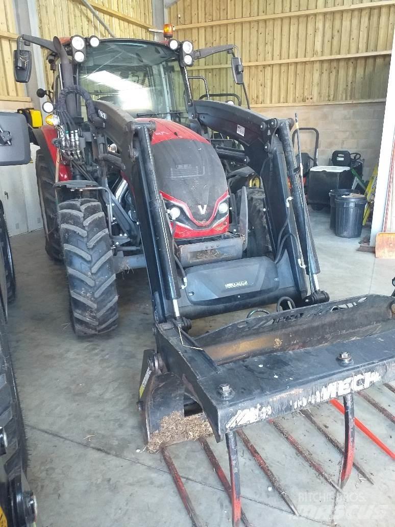Valtra A115MH4 トラクター