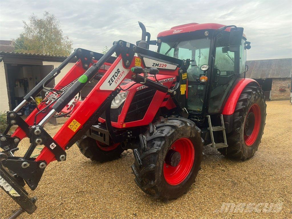 Zetor PROXIMA トラクター