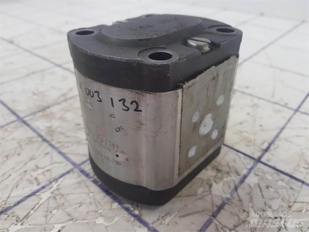 Bosch gear pump クレーン部品と設備