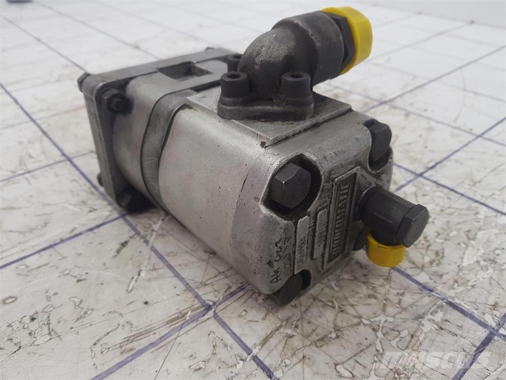  Duplomatic gear pump クレーン部品と設備