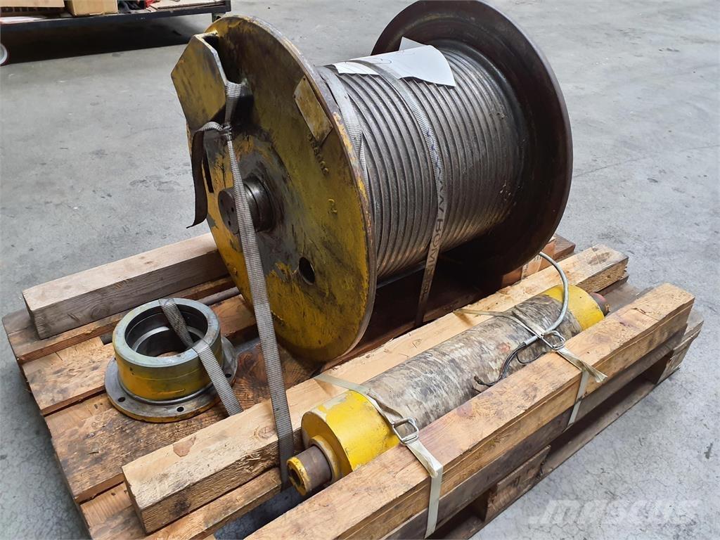 Grove GMK 3050 winch クレーン部品と設備