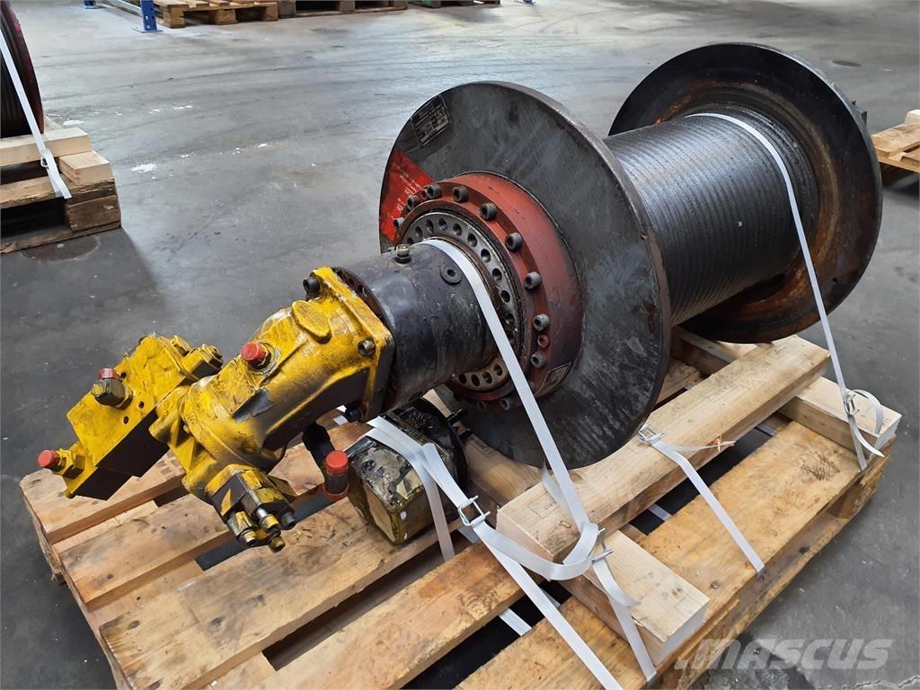 Grove GMK 4075 winch クレーン部品と設備