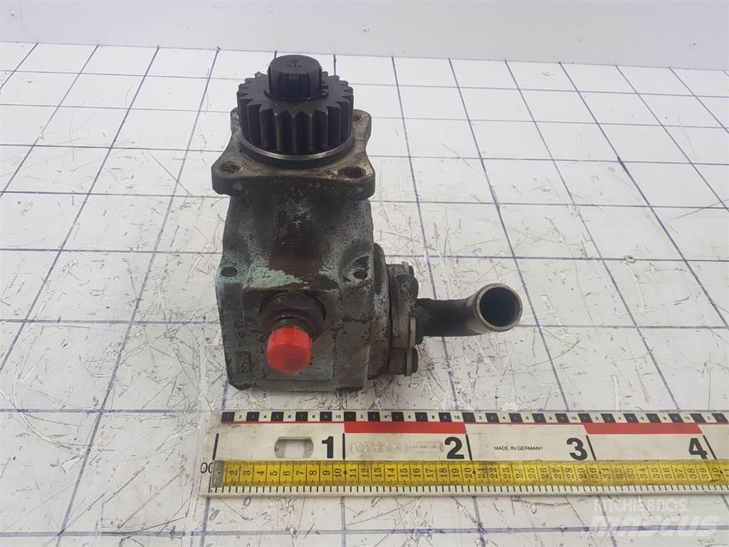 Hyva PTO Pump クレーン部品と設備