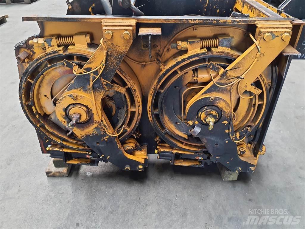 Kato NK 500 winch クレーン部品と設備
