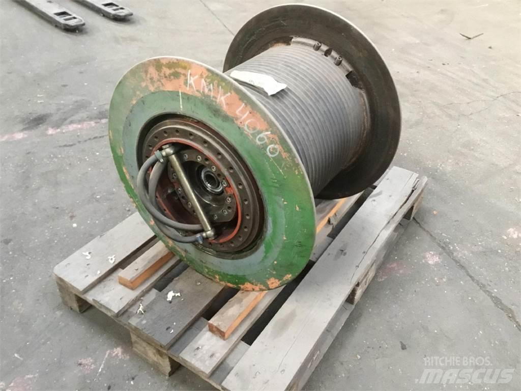 Krupp KMK 4060 winch クレーン部品と設備