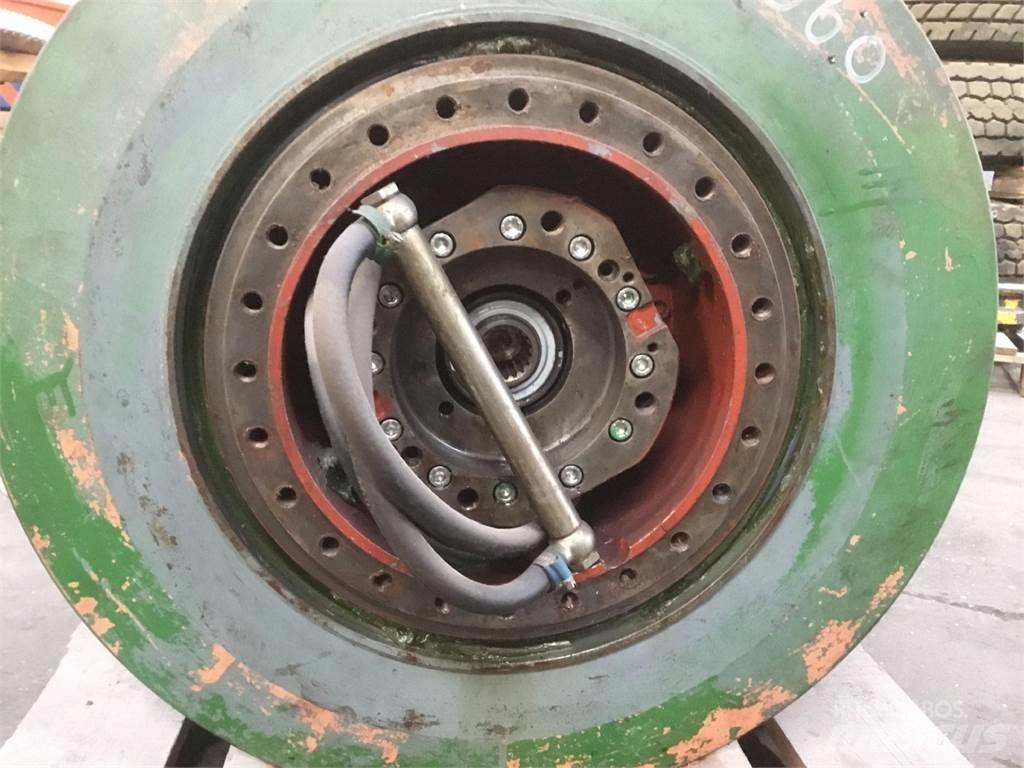 Krupp KMK 4060 winch クレーン部品と設備