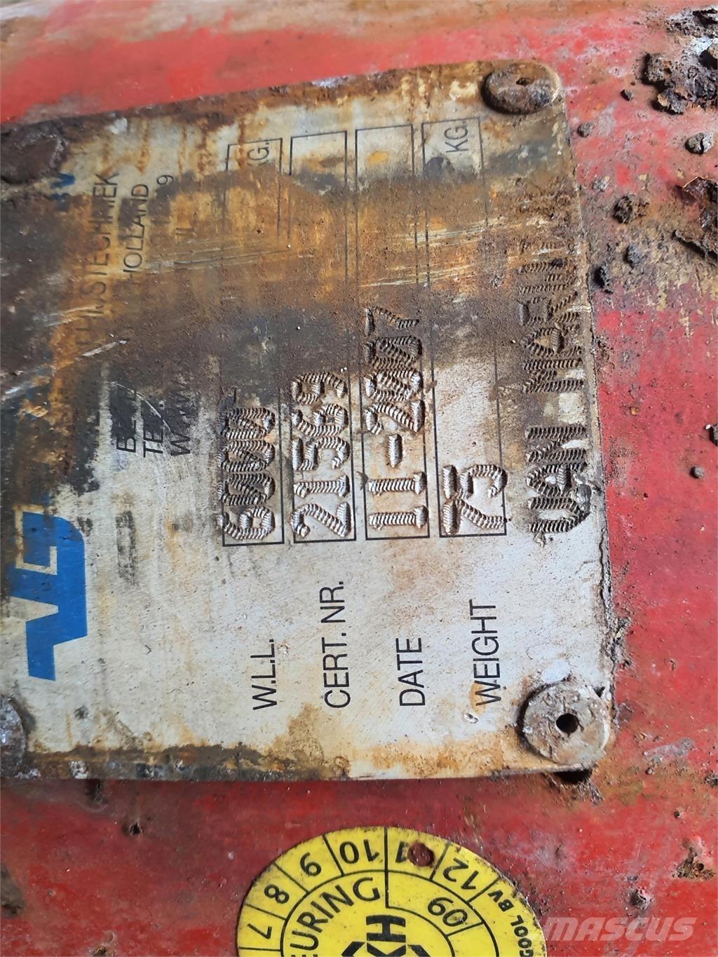 Liebherr Hookball 6T クレーン部品と設備