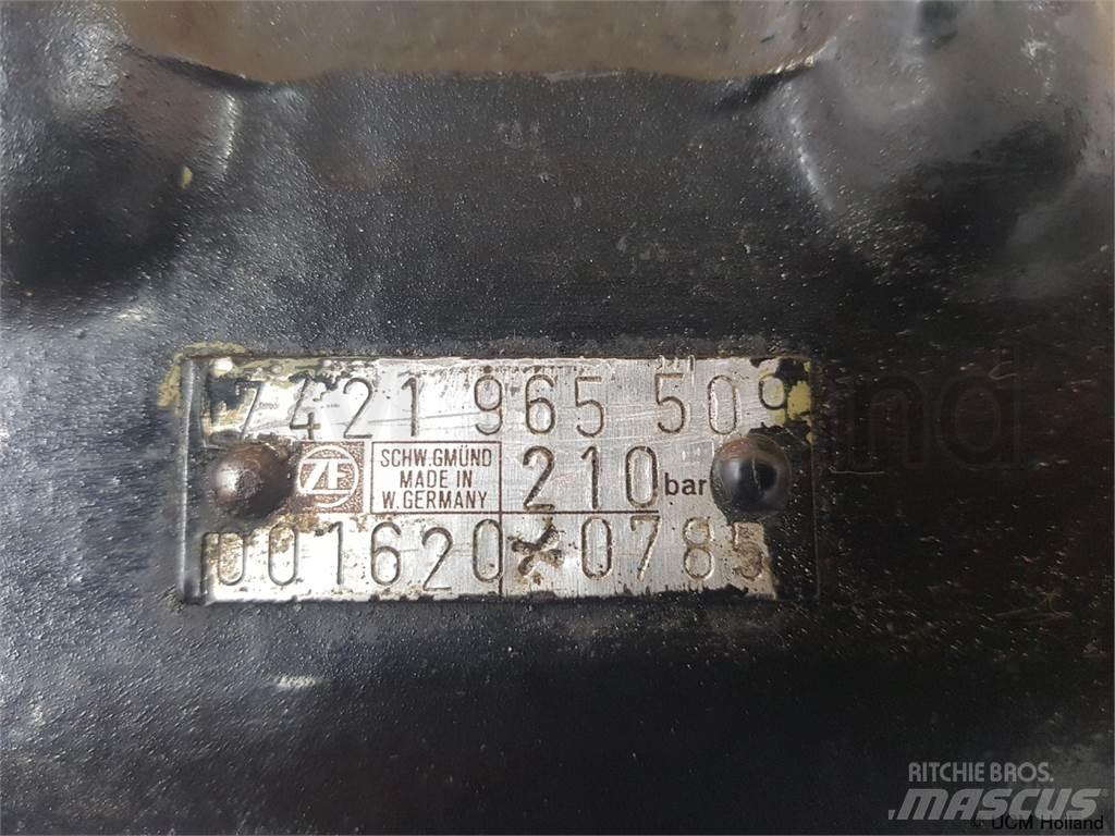  Steering box 210bar クレーン部品と設備