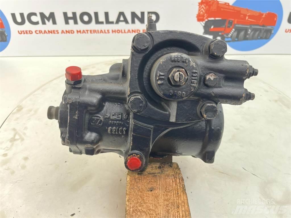 ZF steering box クレーン部品と設備