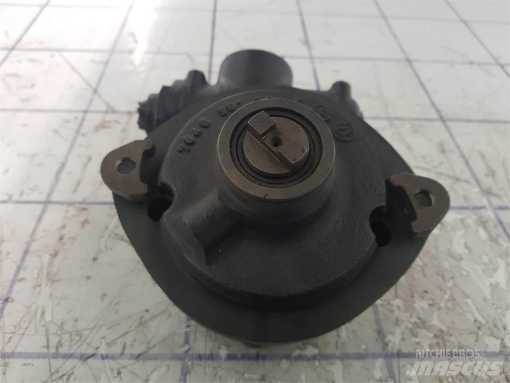 ZF steering pump クレーン部品と設備