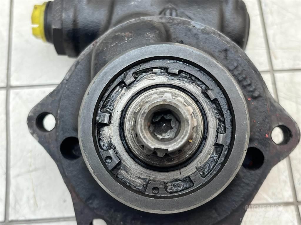 ZF steering pump クレーン部品と設備