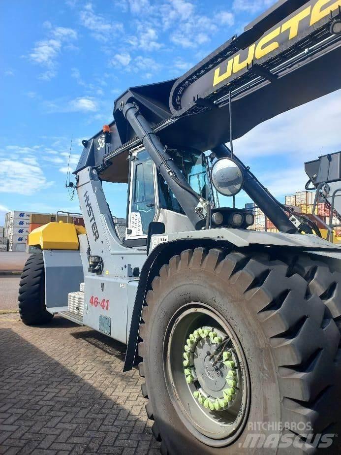 Hyster RS46-41XD/67S リーチスタッカー