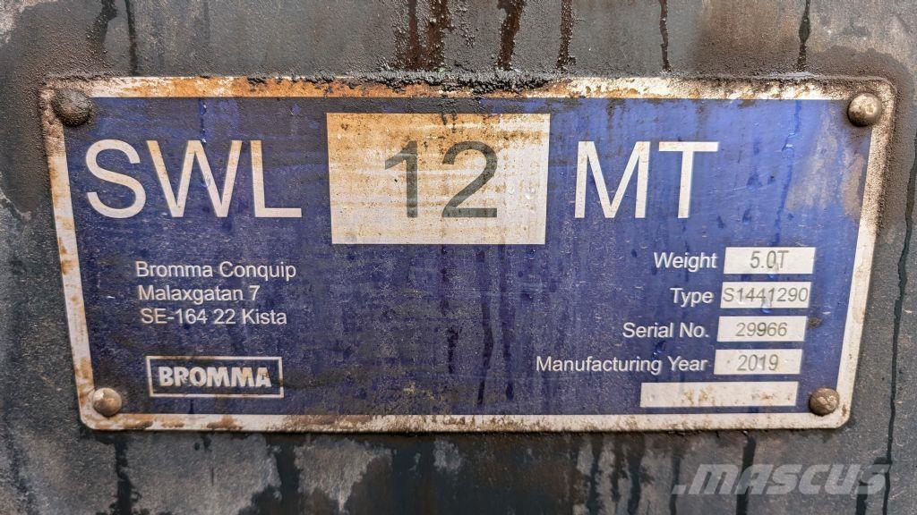 Kalmar DRG100-54S6 リーチスタッカー