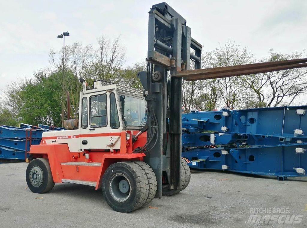 Svetruck 13,6-120-32 ディーゼル・軽油