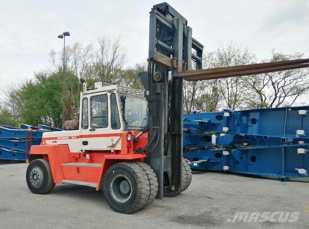 Svetruck 13,6-120-32 ディーゼル・軽油