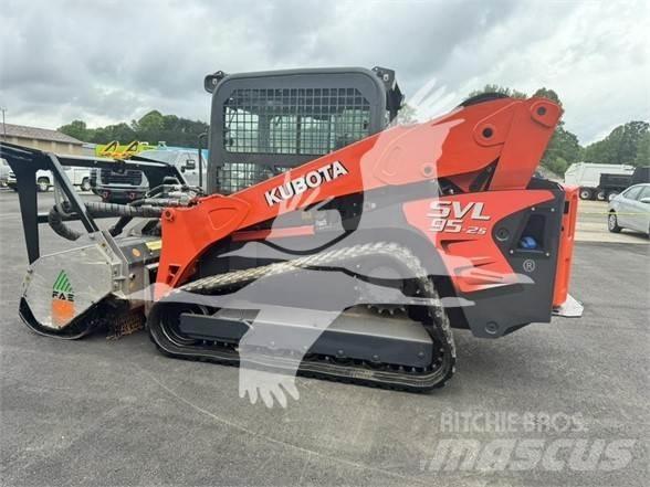 Kubota SVL95-2S 林業用マルチャー